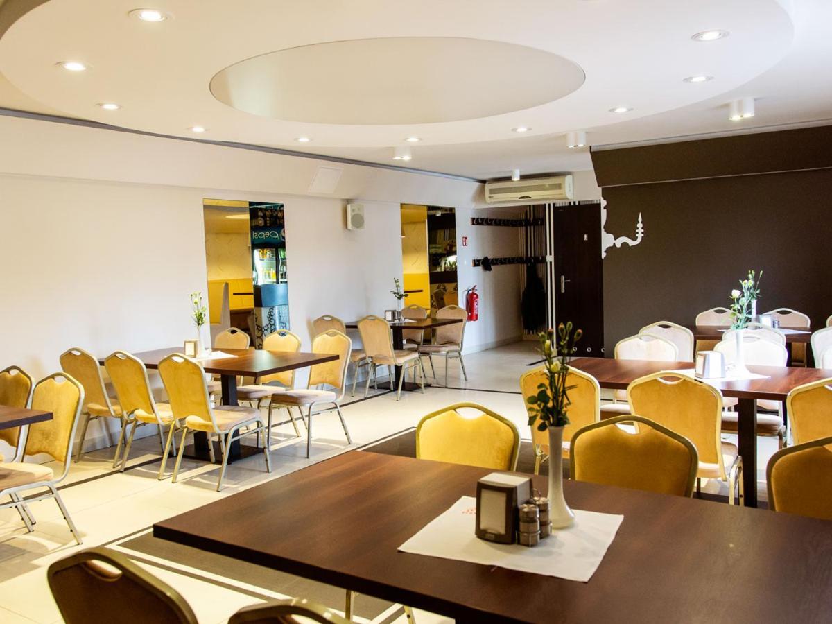 Zamkowa Noclegi Restauracja Drohiczyn Luaran gambar
